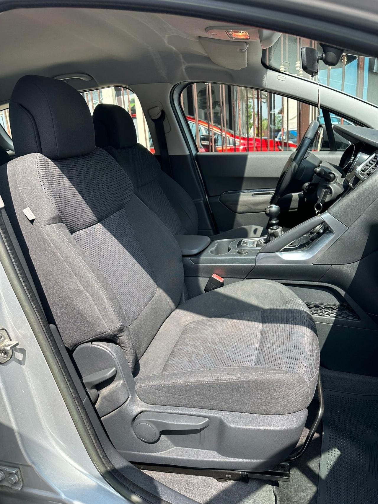 Peugeot 3008 1.6 HDi 115CV Active