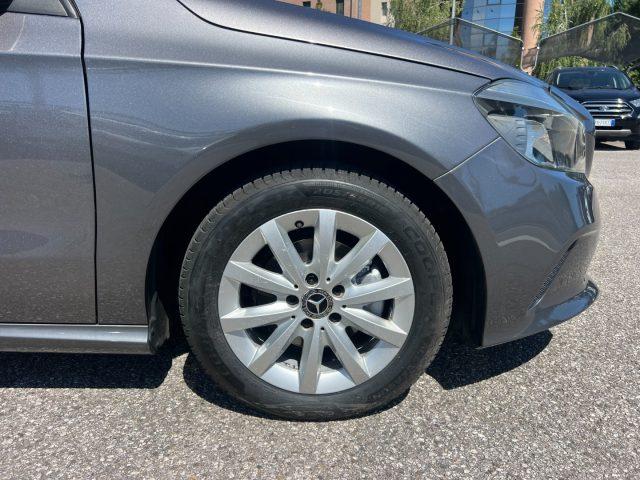 MERCEDES-BENZ A 180 d Automatic Sport AUTO PER NEOPATETANTI