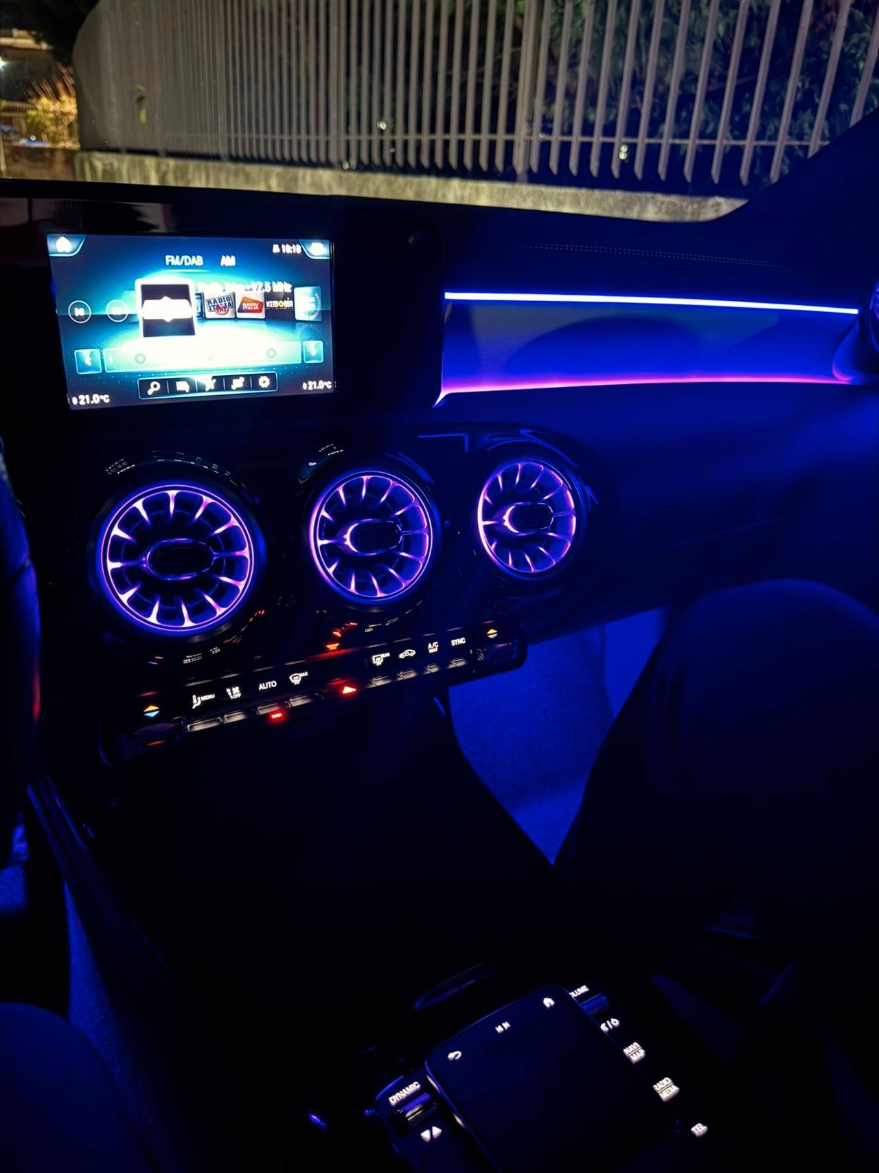 Mercedes-benz CLA 180 d Premium