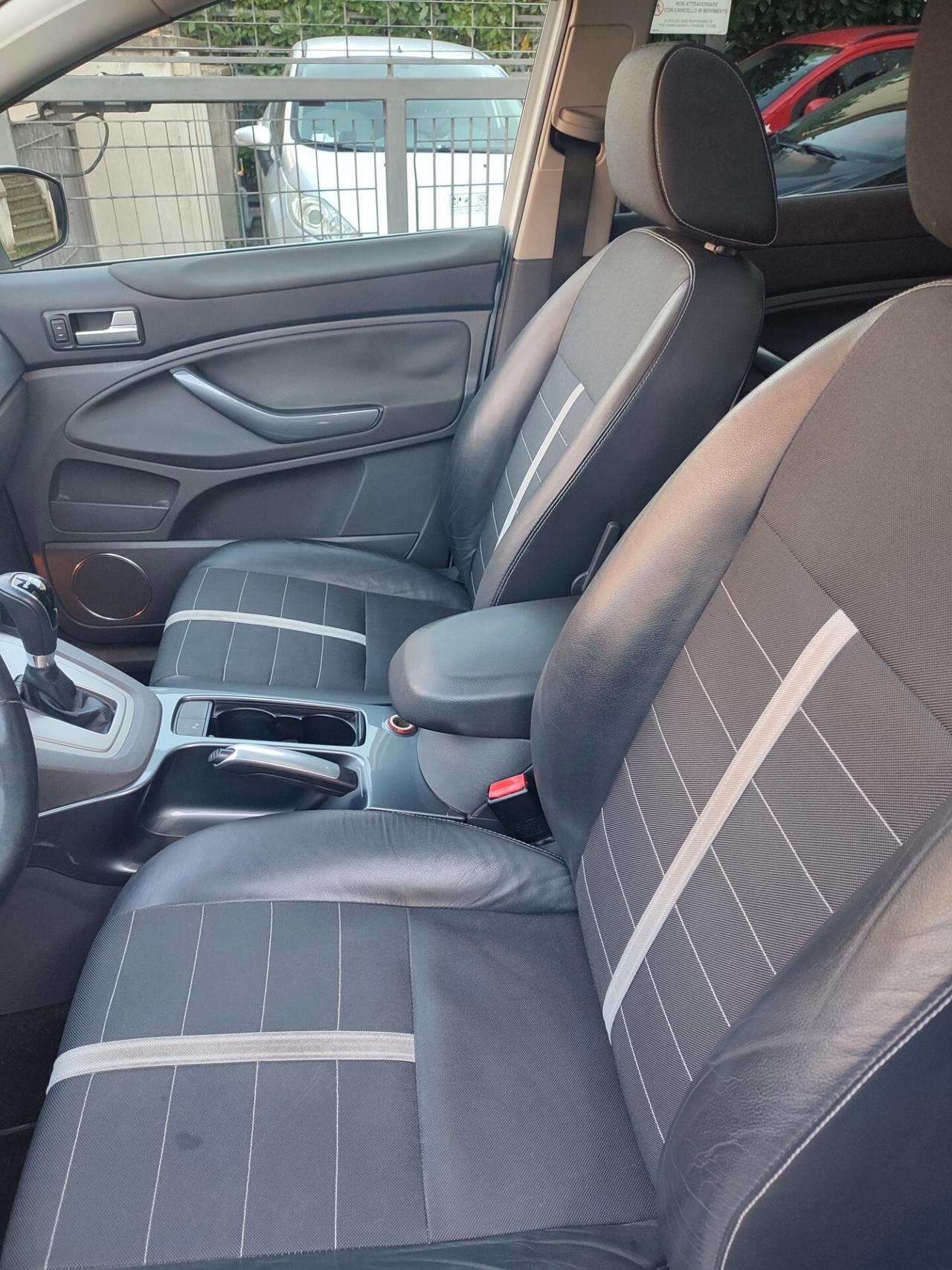 FORD KUGA 4WD DIESEL AUTOMATICA TETTO PANORAMICO FULL