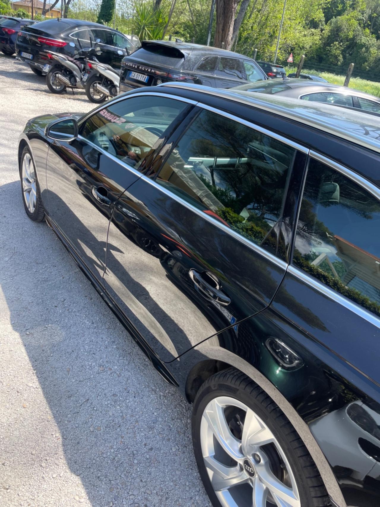 Audi A4 Avant 35 TFSI S line edition