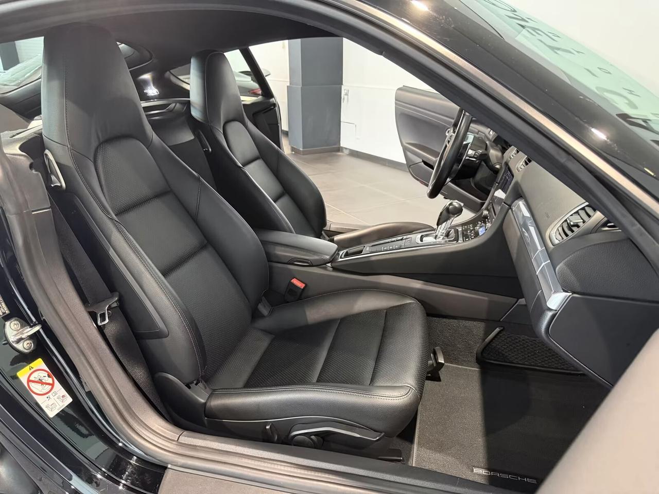 Porsche Cayman 718 *Sistema di scarico sportivo Bose