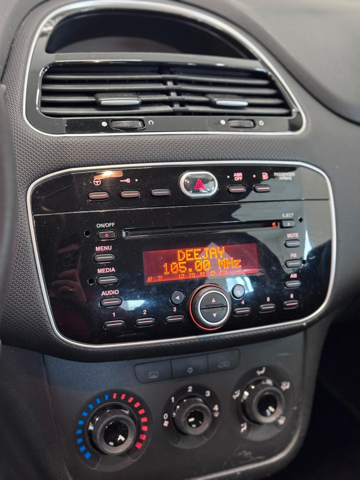 Fiat Punto 1.4 8V 5 porte Easypower Street