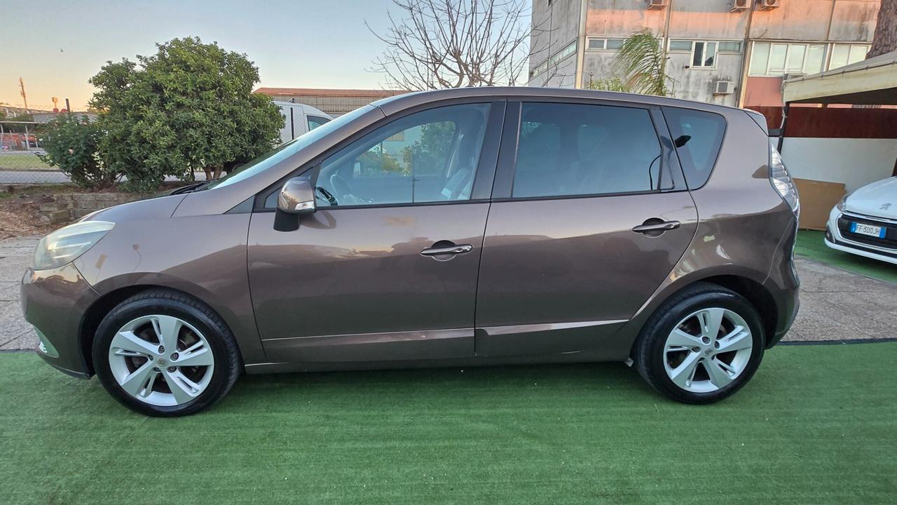 Renault Scenic Scénic XMod 1.5 dCi 110CV Start&Stop Energy Sport