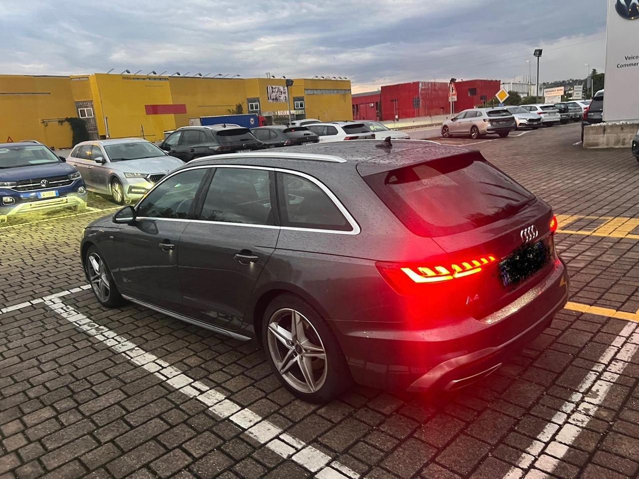 Audi A4 12800+IVA
