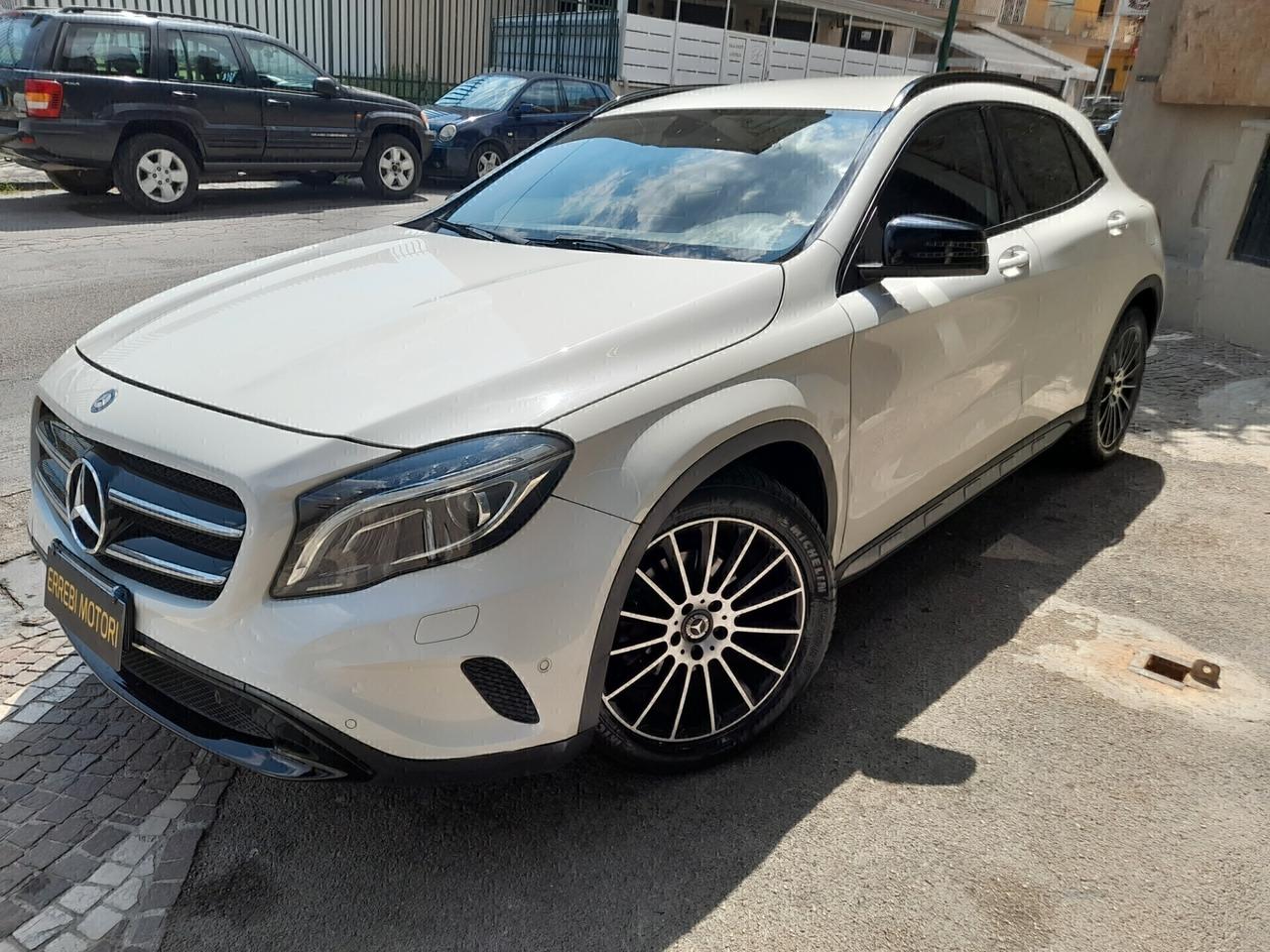 Mercedes-benz GLA 180 d Automatic Premium