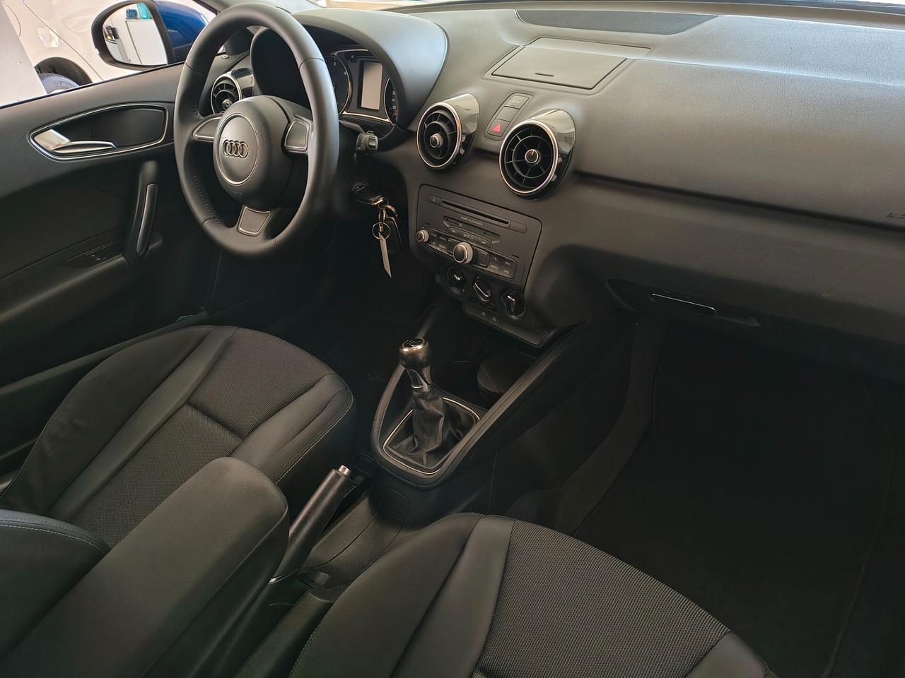 AUDI A1 1.6 TDI AMBITION "TENUTA BENISSIMO"
