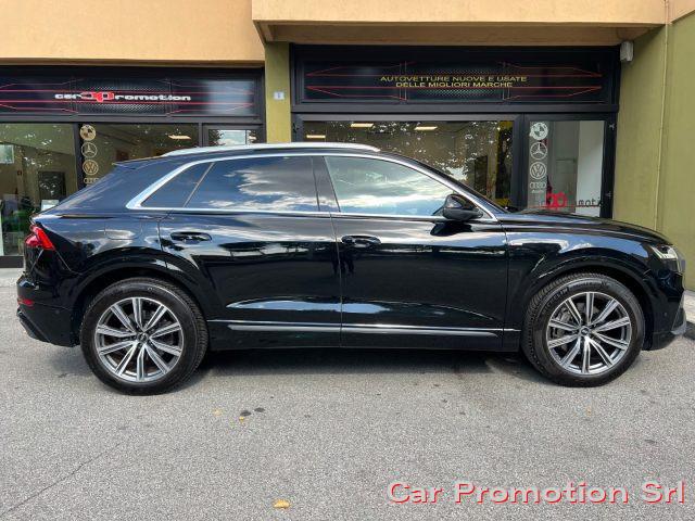 AUDI Q8 3.0 TDI quattro tiptronic S-line