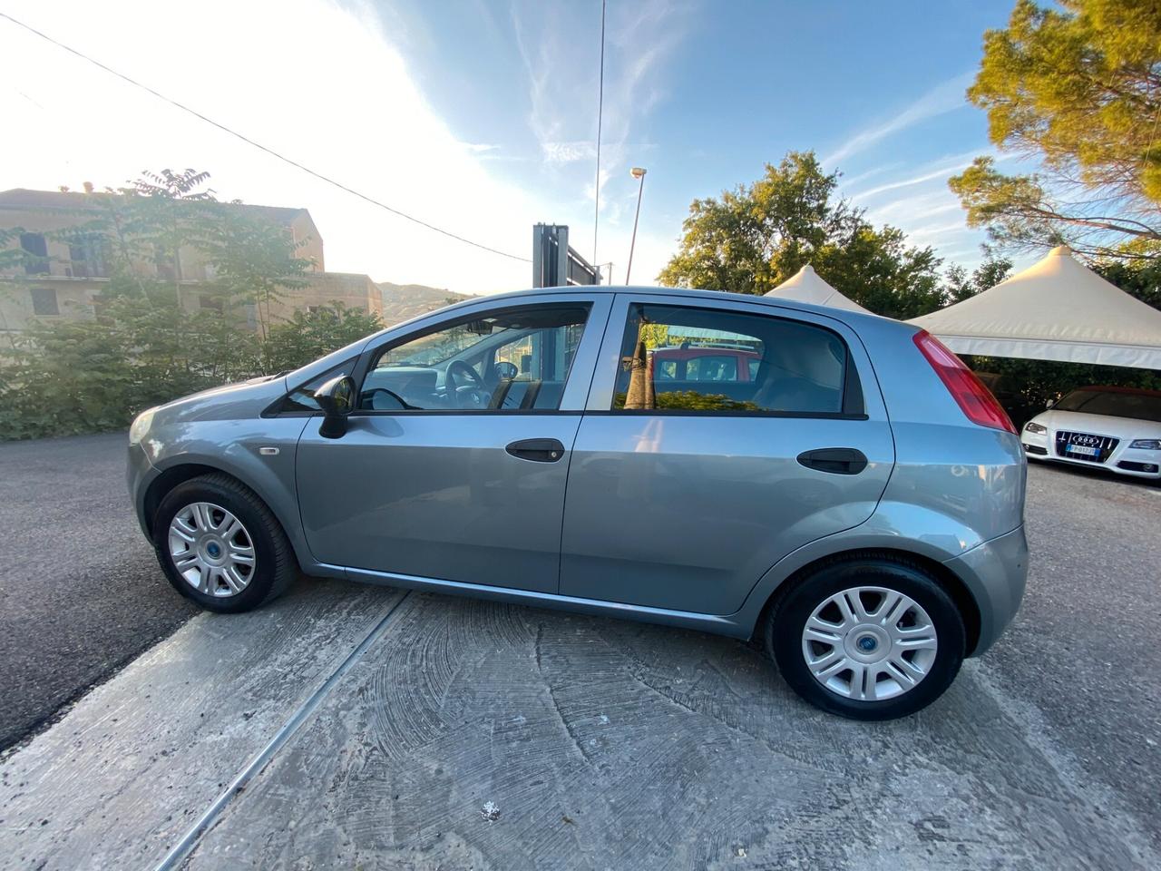 Fiat Grande Punto 1.3 MJT 75 CV 5 porte Dynamic