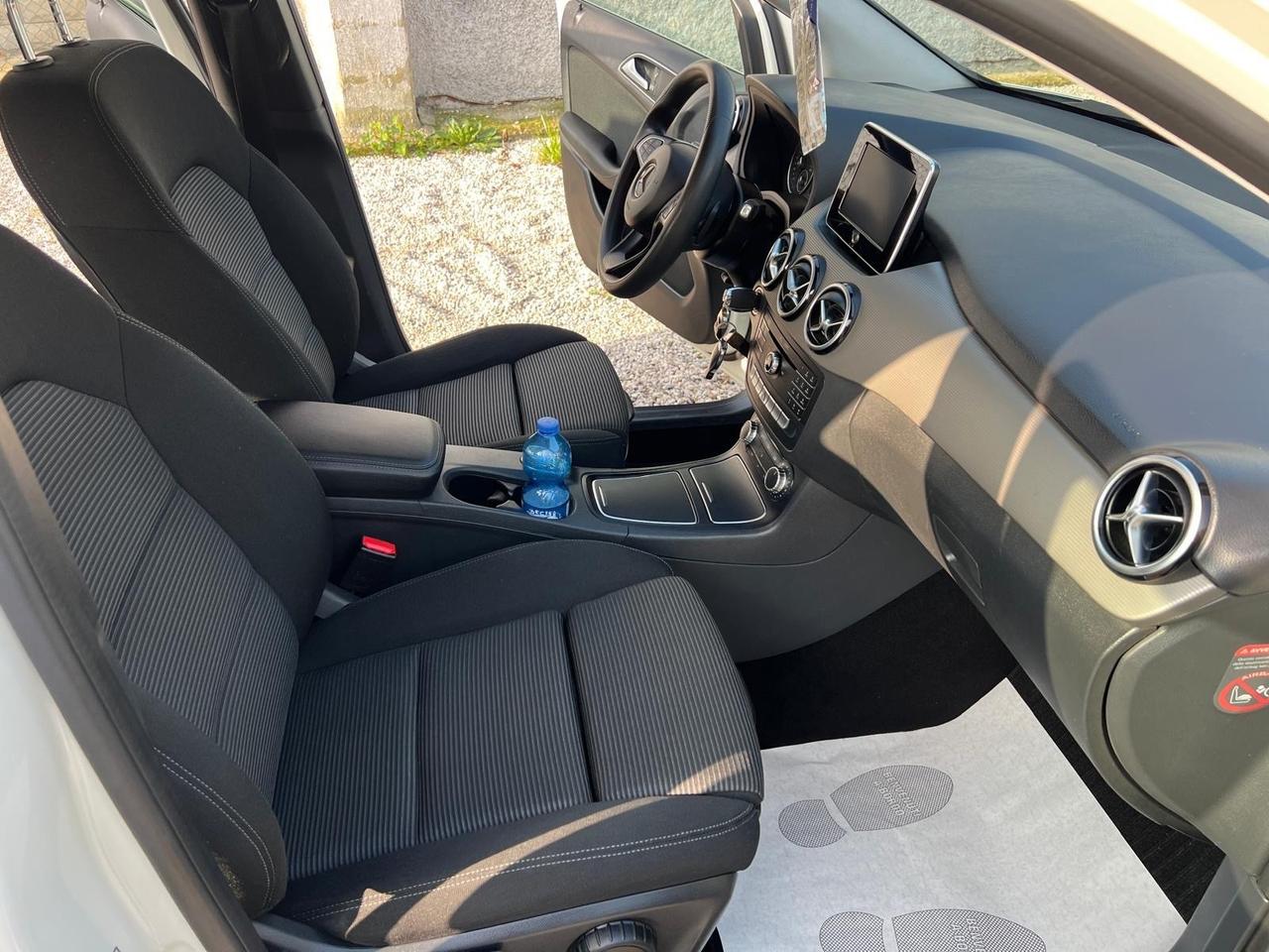 Mercedes-benz B 180 d Automatic Premium