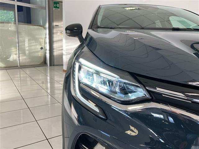 RENAULT Captur 1.6 E-Tech hybrid Intens 145cv auto