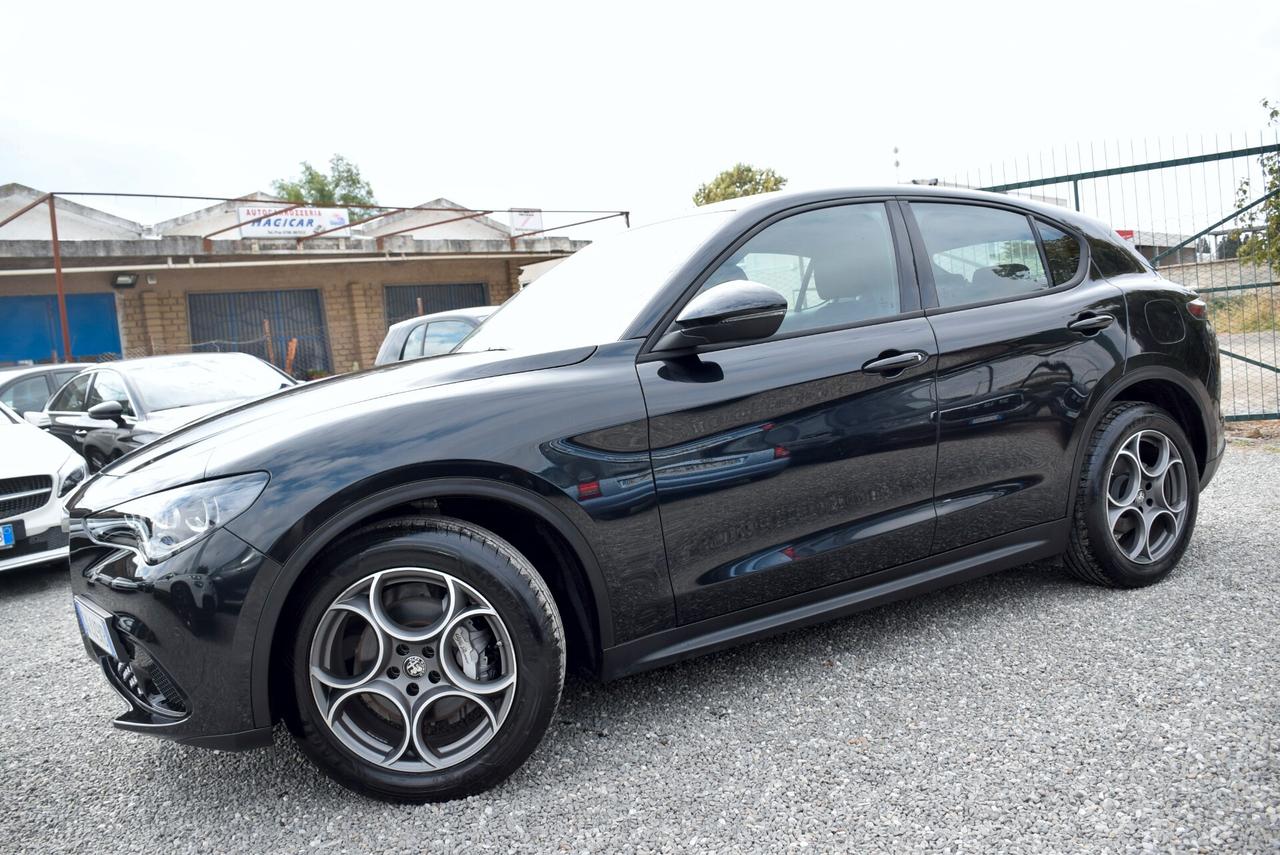 Alfa Romeo Stelvio 4700KM - 2.2 Turbodiesel 160CV AT8 RWD Sprint FULL IVA DETR.