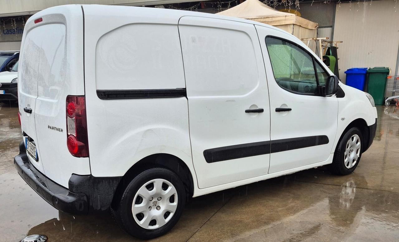 Peugeot partner 3 posti