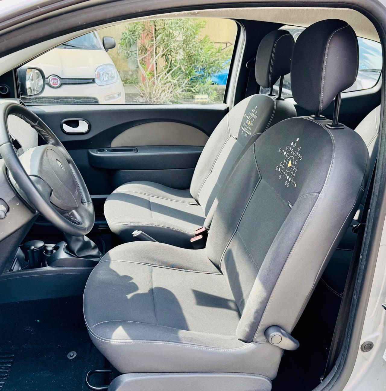 Renault Twingo 1.2 16V LEV Live