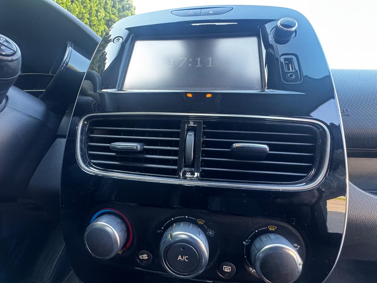 Renault Clio Sporter dCi 8V 90 CV EDC Business