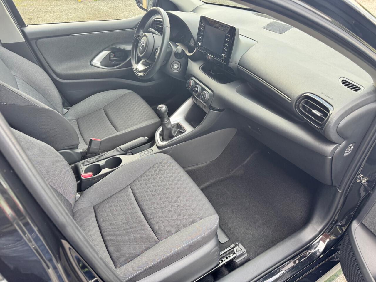 Toyota Yaris 1.0 5 porte Dynamic