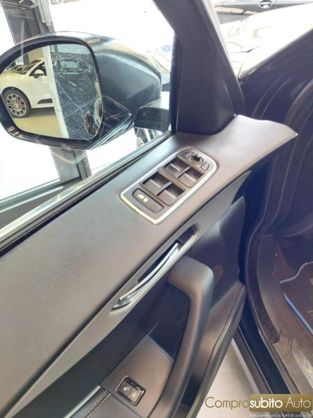 JAGUAR F-Pace 2.0 D 180 CV AWD aut. Portfolio