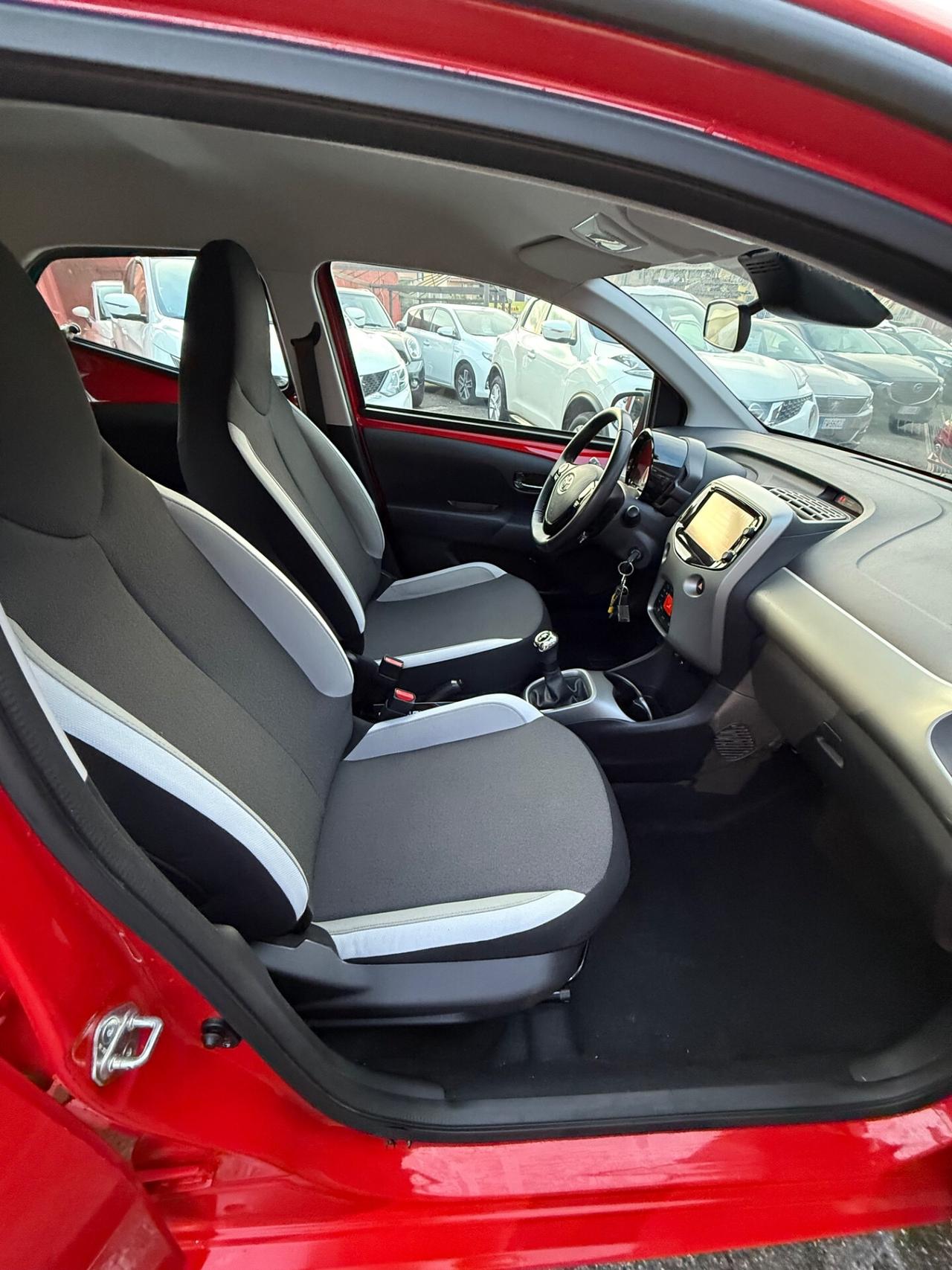 Aygo 1.0 VVT-i 69 CV( 25 mila km ) -unipro-rate