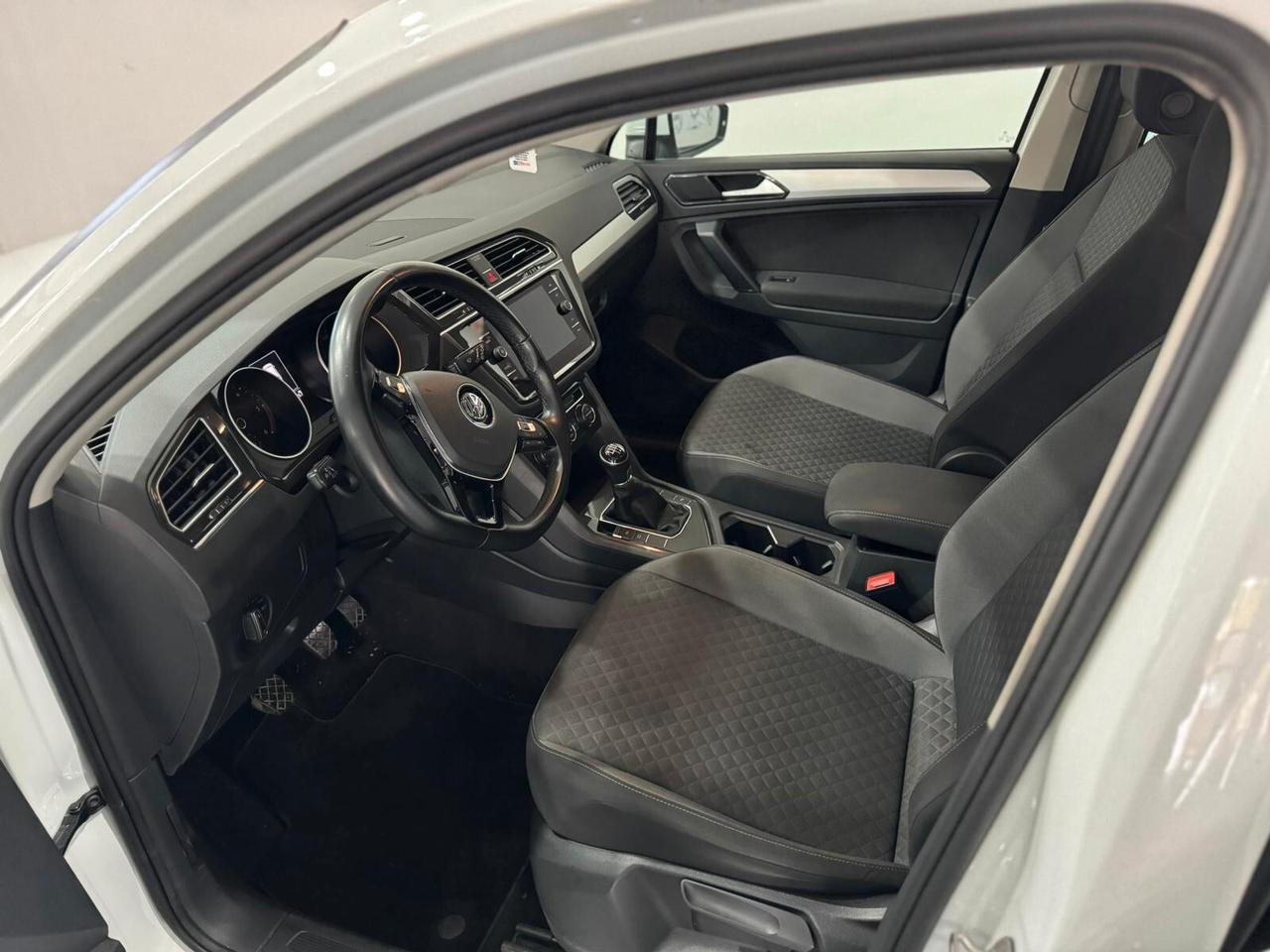 Volkswagen Tiguan 1.6 TDI SCR Urban BlueMotion Technology