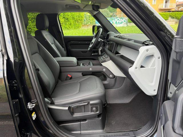 LAND ROVER Defender 110 3.0D I6 S TOTAL BLACK AUTOCARRO IVA ESPOSTA