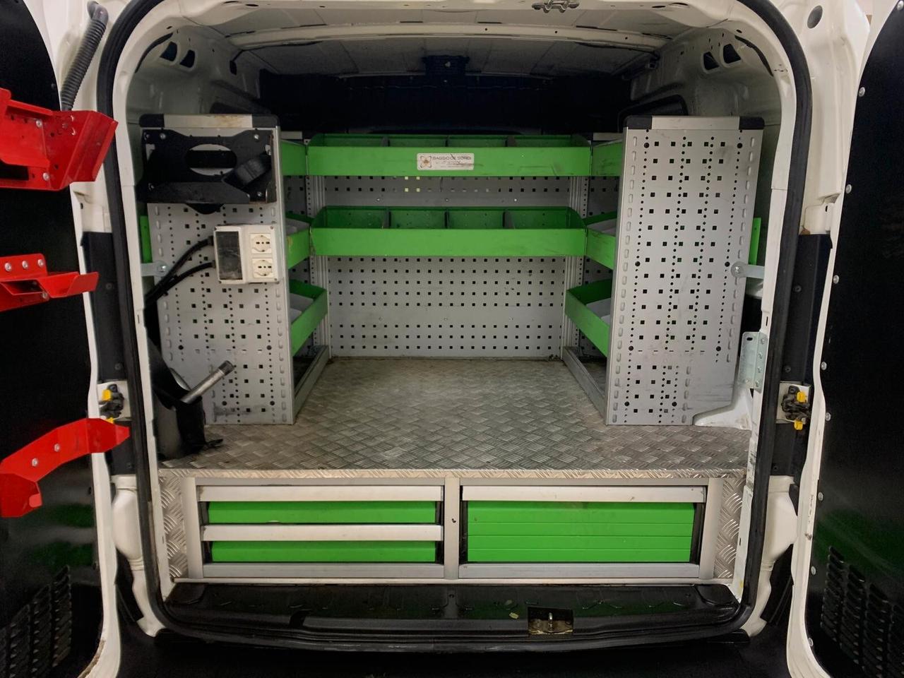 Fiat Doblò 1.4 T-Jet Natural Power *ATTREZZATO+220V*