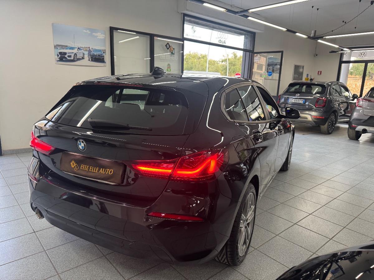 BMW 116d 5p. Sport UNICO PROP/ LED/ NAVIGATORE/ NEOPATENTATI