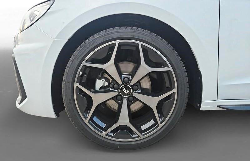 Audi A1 SPB 30 TFSI S tronic line edition