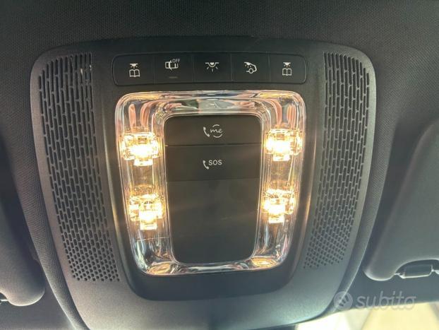 MERCEDES-BENZ GLA 200 d Automatic Premium