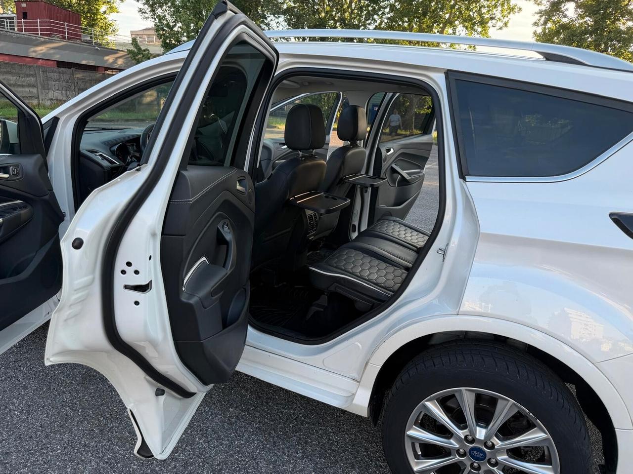 Ford Kuga 2.0 TDCI 180 CV S&S 4WD Powershift Vignale