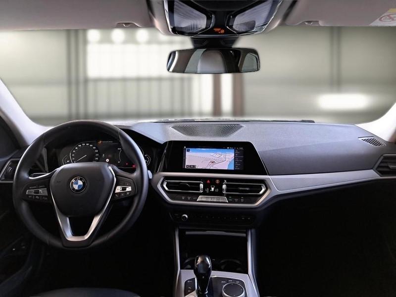BMW 330 xDrive Business Advantage Touring auto