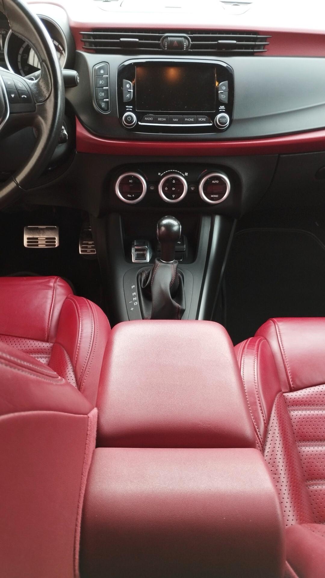 Alfa Romeo Giulietta 1750 Turbo TCT Quadrifoglio Verde