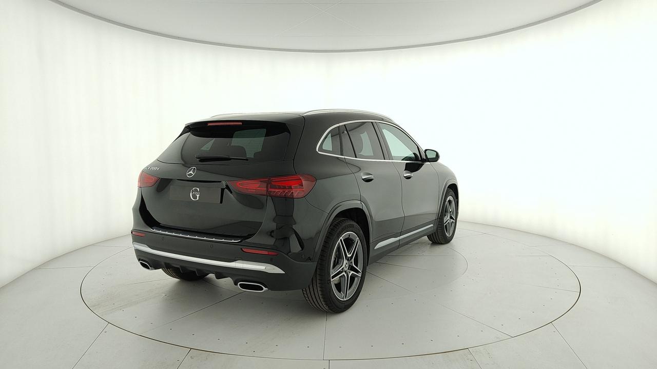 Mercedes-Benz GLA 200 d automatic
