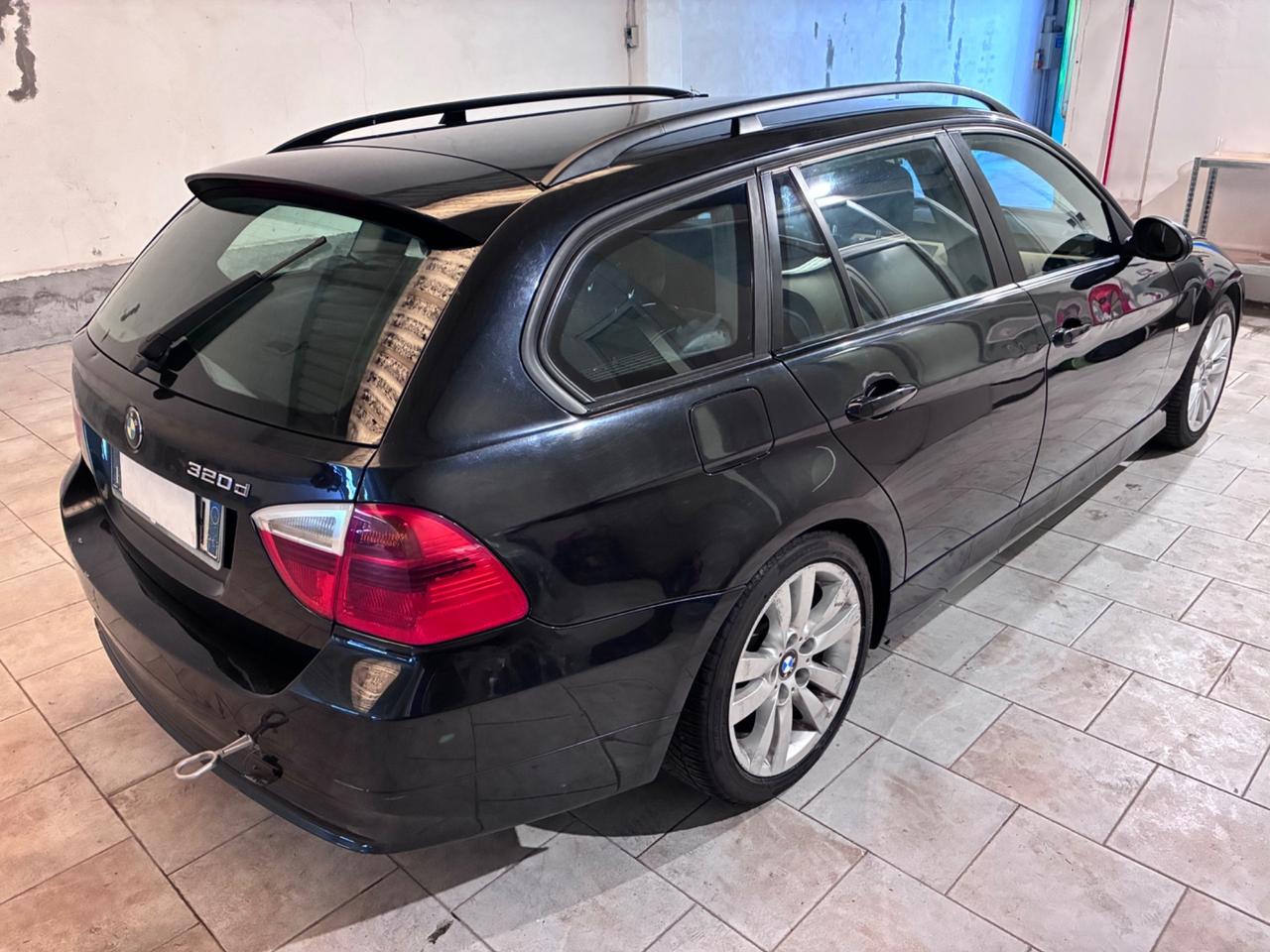 Bmw 320 320d cat Touring Attiva