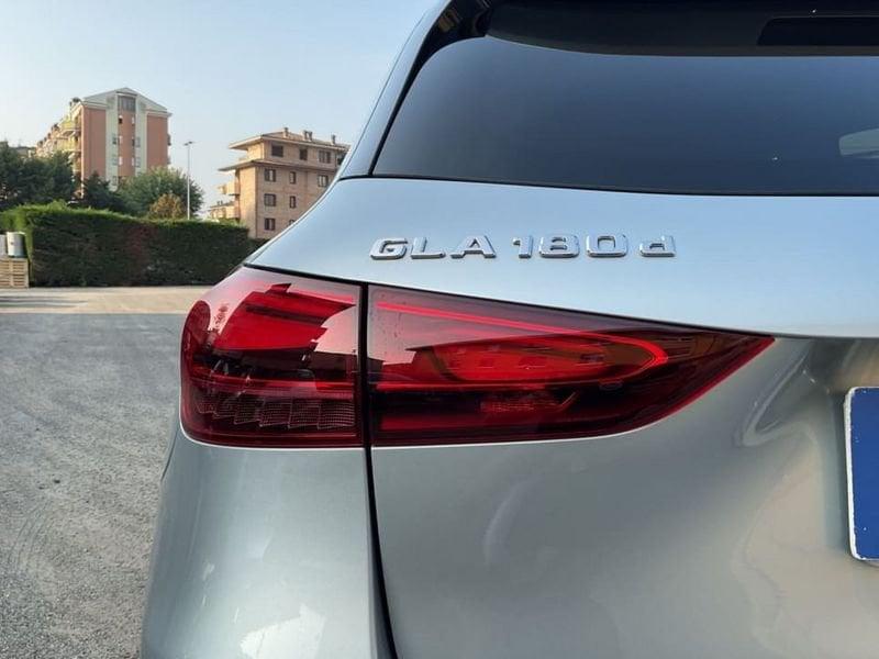 Mercedes-Benz GLA 180d Automatic AMG Line Advanced Plus