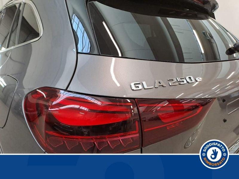 Mercedes-Benz GLA 250 E PLUG-IN HYBRID AUTOMATIC AMG line ADVANCED PLUS
