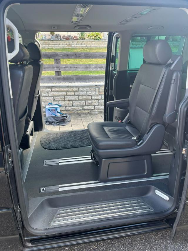 VOLKSWAGEN Multivan VW Multivan Highline 2.5TDI 174CV Aut. 7P Pelle