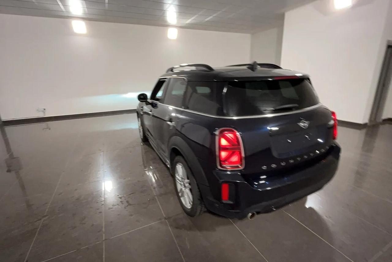 Mini Cooper Countryman 1.5 Essential