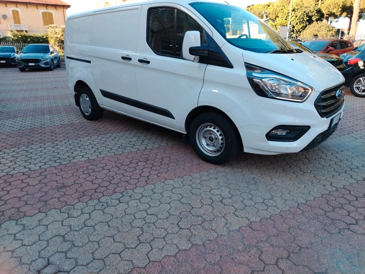 Ford Transit Custom Transit custom van 2.0 td ibrido/diesel