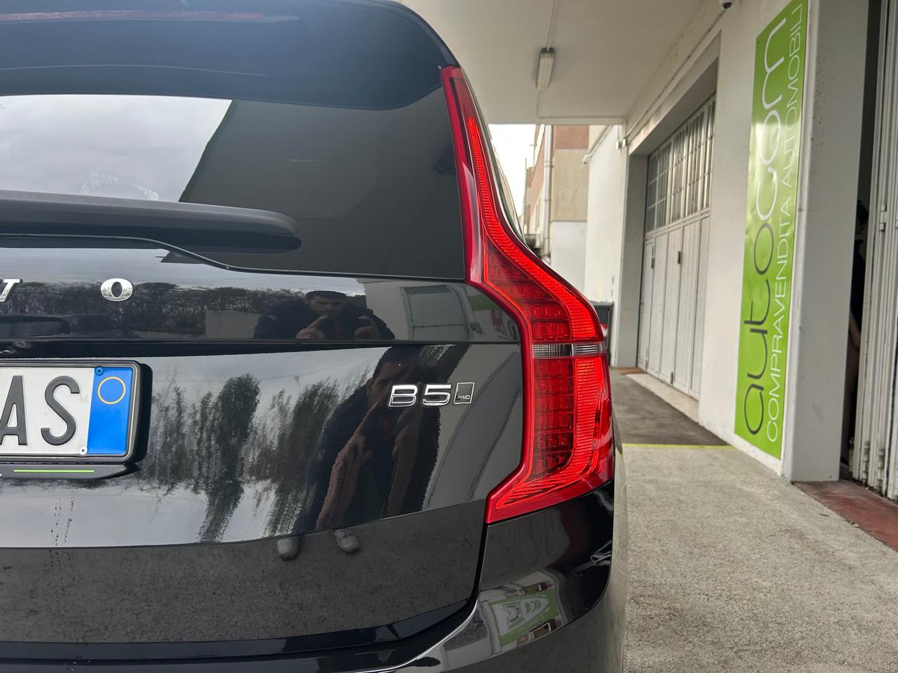 Volvo XC 90 2.0b5 MomPro AWD HYB 7P GARANZIA24MESI