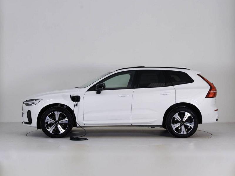 Volvo XC60 T6 Plug-in hybrid AWD automatico Plus Dark