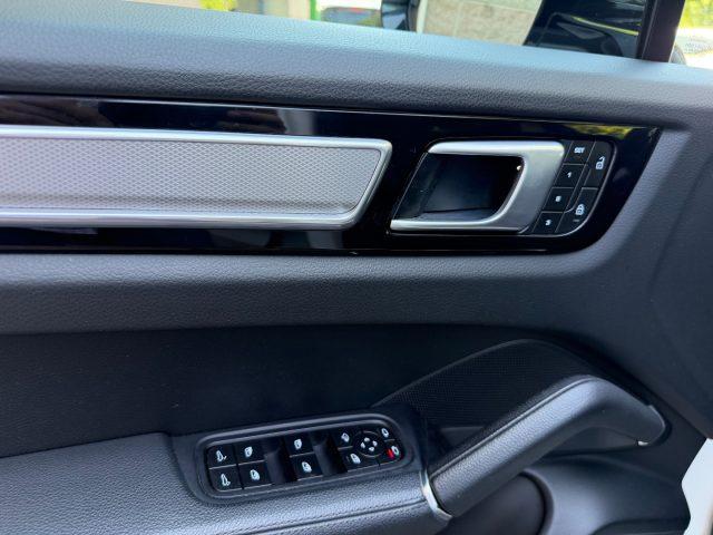 PORSCHE Cayenne COUPE' 3.0 340CV TIPTRONIC PLATINUM EDITION