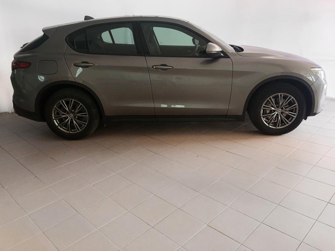 Alfa Romeo Stelvio 2.2 Turbodiesel 160 CV AT8 RWD Business