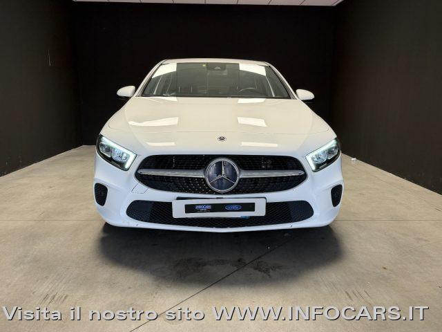 MERCEDES-BENZ A 250 e EQ-Power Autom. Business Extra - PROMO