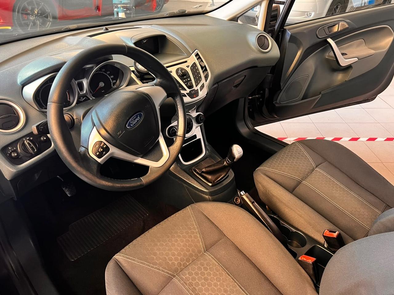 Ford Fiesta 1.6 TDCi 90CV 3 porte DPF Titanium