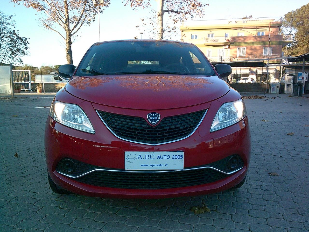 Lancia Ypsilon 1.2 69 CV 5 porte Silver