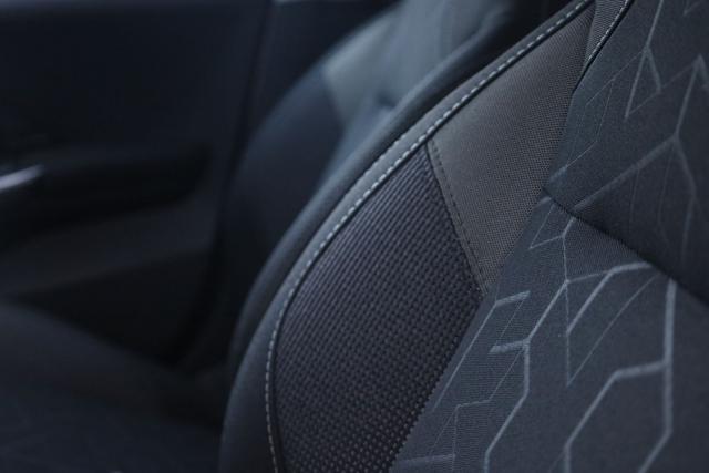 PEUGEOT 2008 BlueHDi 75 Active