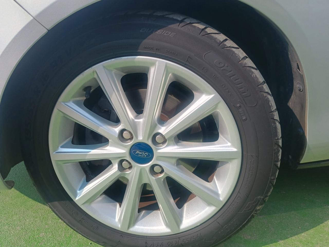 Ford B-Max 1.4 90 CV GPL NEOPATENTATI