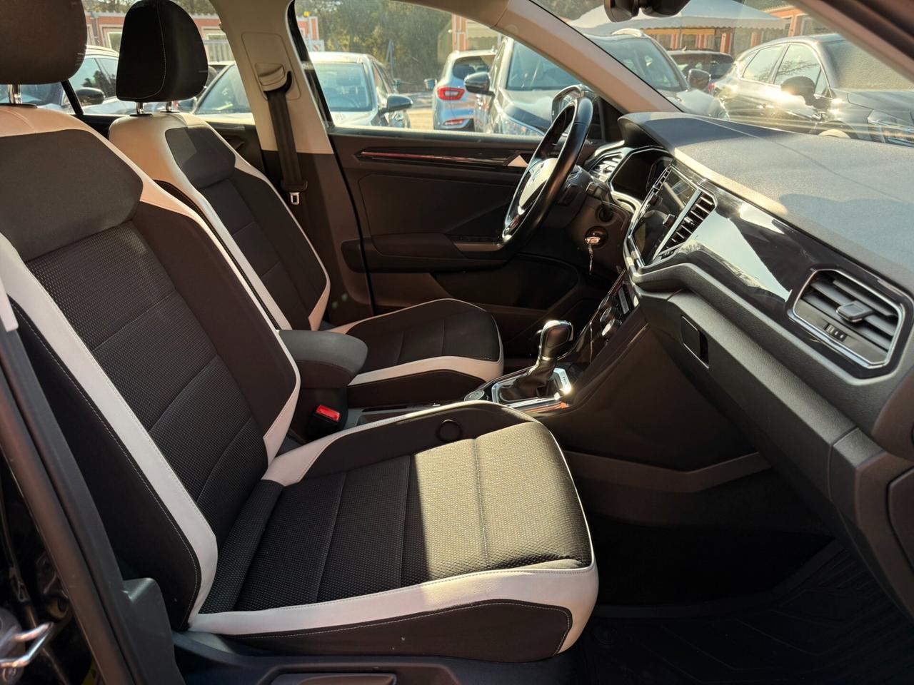 Volkswagen T-Roc 2.0 TDI 150CV DSG 4MOTION Advanced - 2018