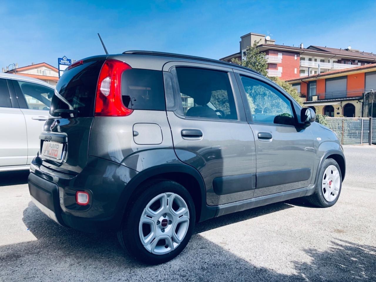 Fiat Panda 1.0 S&S Hybrid City Life NEOPATENTATI