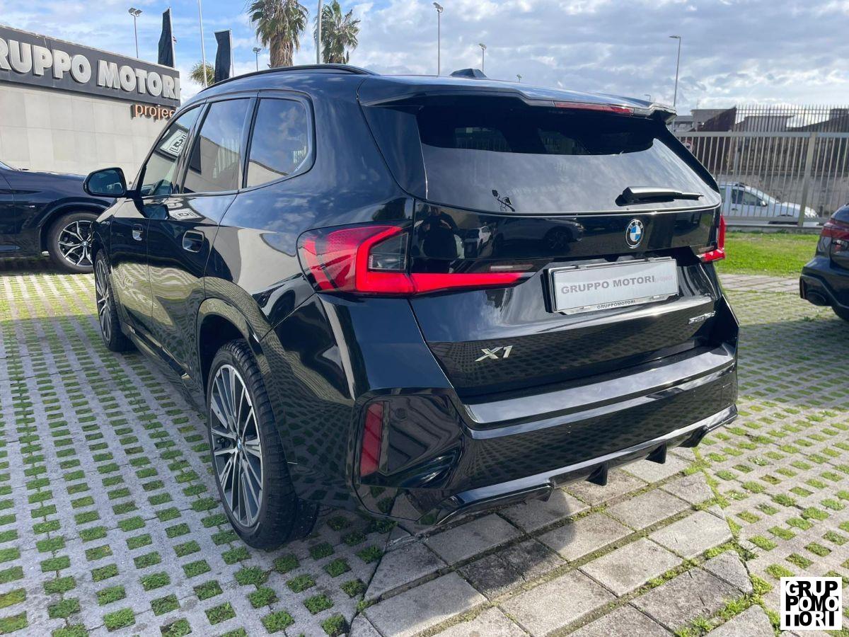 BMW - X1 - sDrive18d Msport